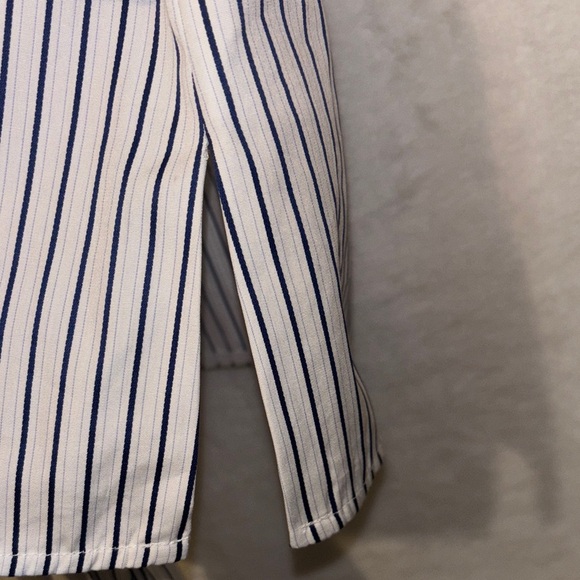 Title: Victoria Beckham Striped Tie-Front Blouse – New with Tags - Picture 5 of 8